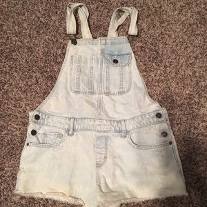 *SOLD ON MY MERCARI @kayleg910